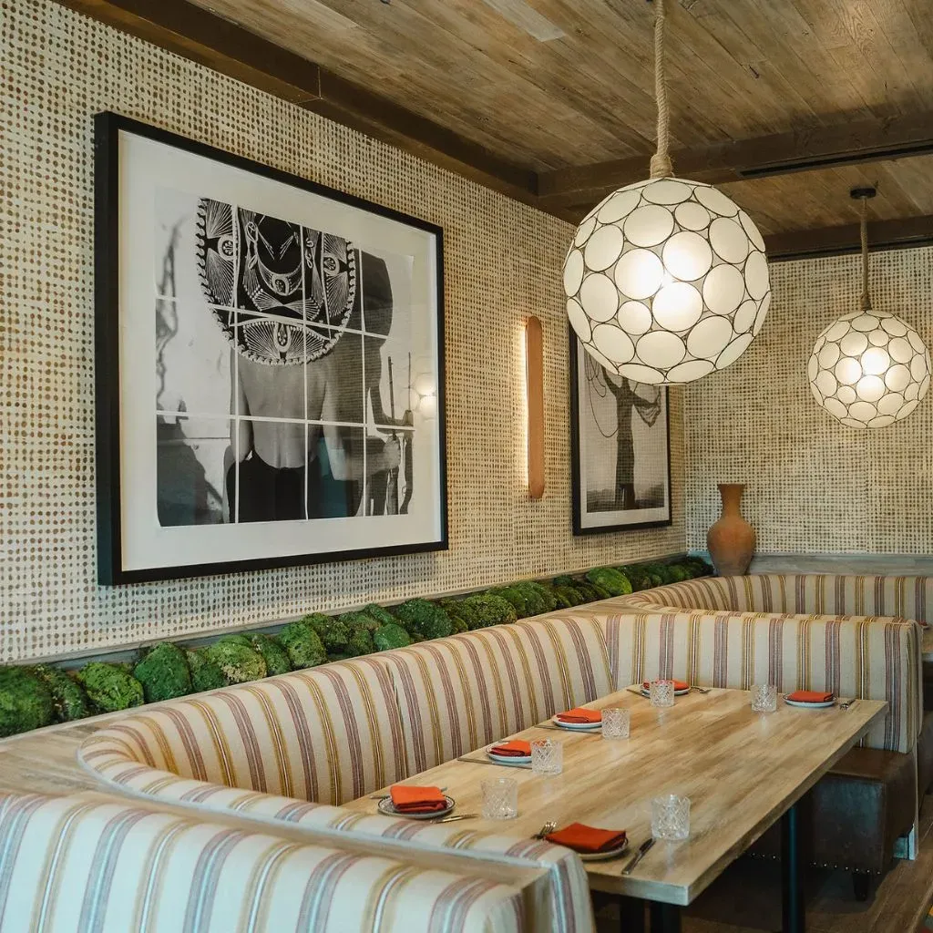 Red-O Restaurant lighting — view 2
